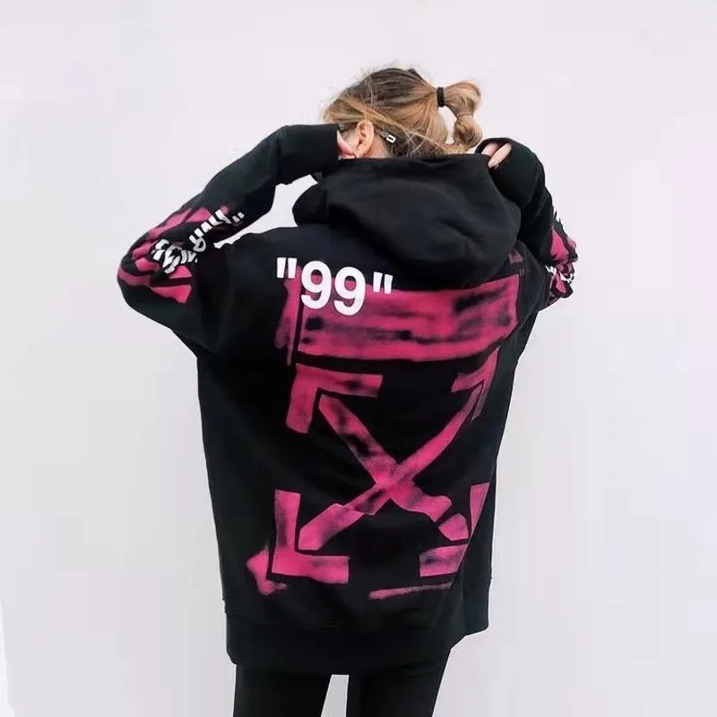 ♻️💯Upper body reference model picture❤️Top tested version OFF-WHITE (OW) 99 pink oil graffiti for men and women, pure cotton same style loose pullover hooded sweatshirt jacket zipper, professional handmade dot printing, delicate and full, strong color layering, breathable printing and not sticky! The gradient of the layers is clear, the texture and texture are visible, the fabric and printing are completely combined, and the frosted feel is delicate. The fabric is made of 460g fish scale terry cotton fabric, which has a full drape. Customized zipper pull with OFFWHITE metal engraving on it and a concave feel. This is a must-see for identification. The hat rope pendant clock has metal engravings. This is a detail that is easily overlooked.  Like Monet's oil paintings, it has always occupied the top sales list on major domestic and foreign platforms, and offline stores can also be said to be often out of stock.  Couple matching, personalized and trendy! Elegant and classic style, versatile for daily use. Couple style 👫 Suitable for both men and women. Size chart Recommended 180-220 pounds P: 420